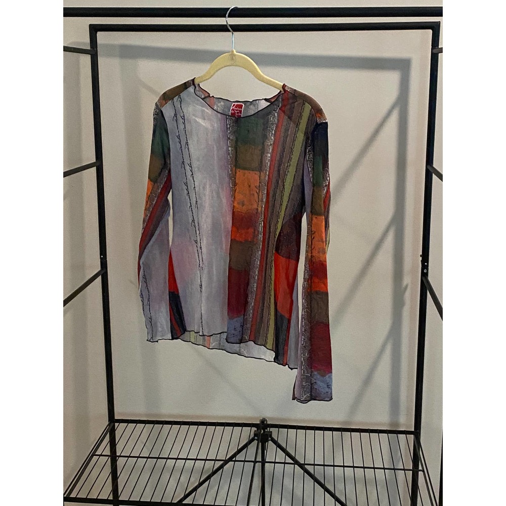 Colorblock Top - Picture 2 of 4